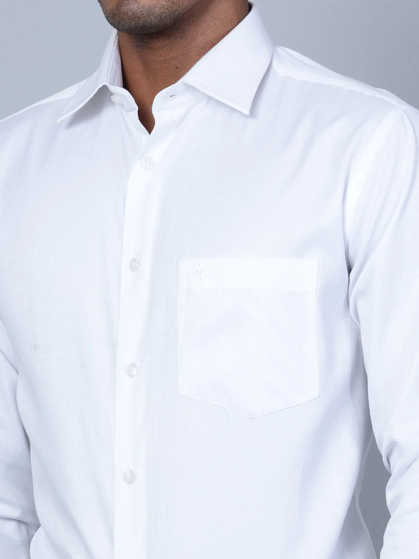 Cantabil Cotton Blend Solid White Full Sleeve Formal Shirt for Men with Pocket