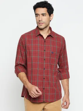 Cantabil Cotton Maroon Checkered Full Sleeve Regular Fit Casual Shirt for Men with Pocket